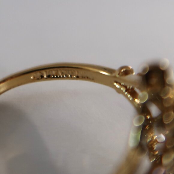 Woman's 14K Gold GP Ring with Eye Catching White Gem Size 8.25 - Picture 2 of 6